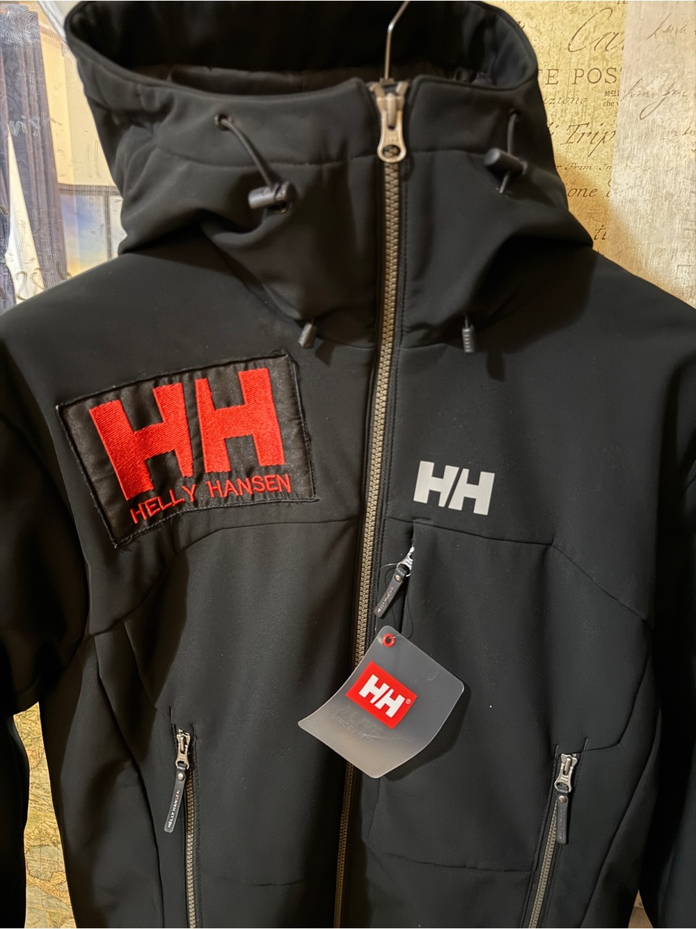 Helly Hansen Paramount Men’s Black Softshell Hooded Jacket